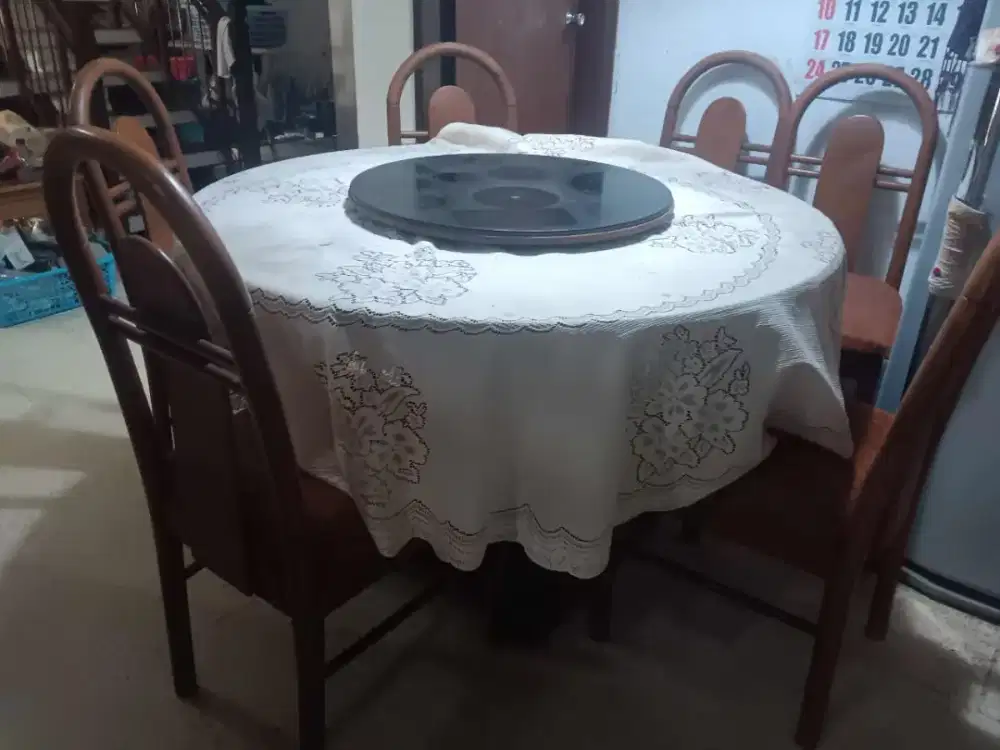 Meja Makan Kayu Bundar 6 Kursi