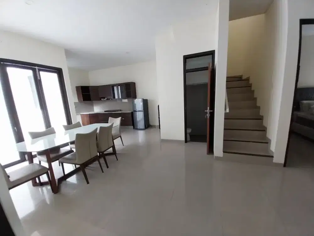 Dijual Rumah Mewah Full Furnish Di Pandanaran Hills Semarang