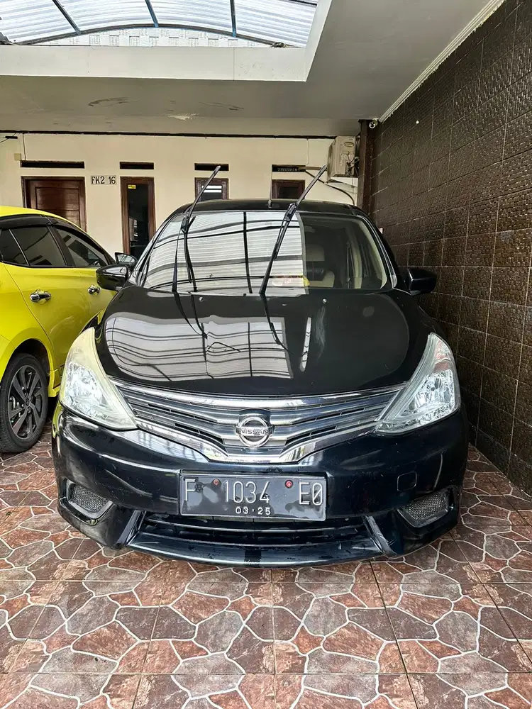 Nissan Grand livina 2014 Bensin