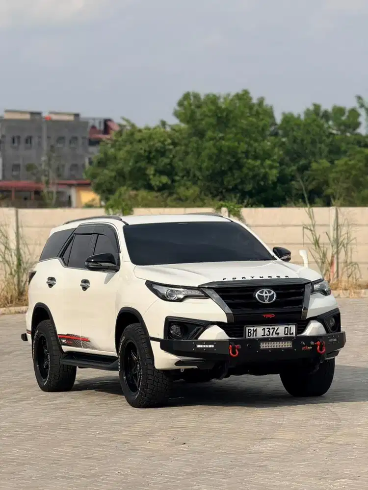 FORTUNER VRZ TRD 2.4 AT