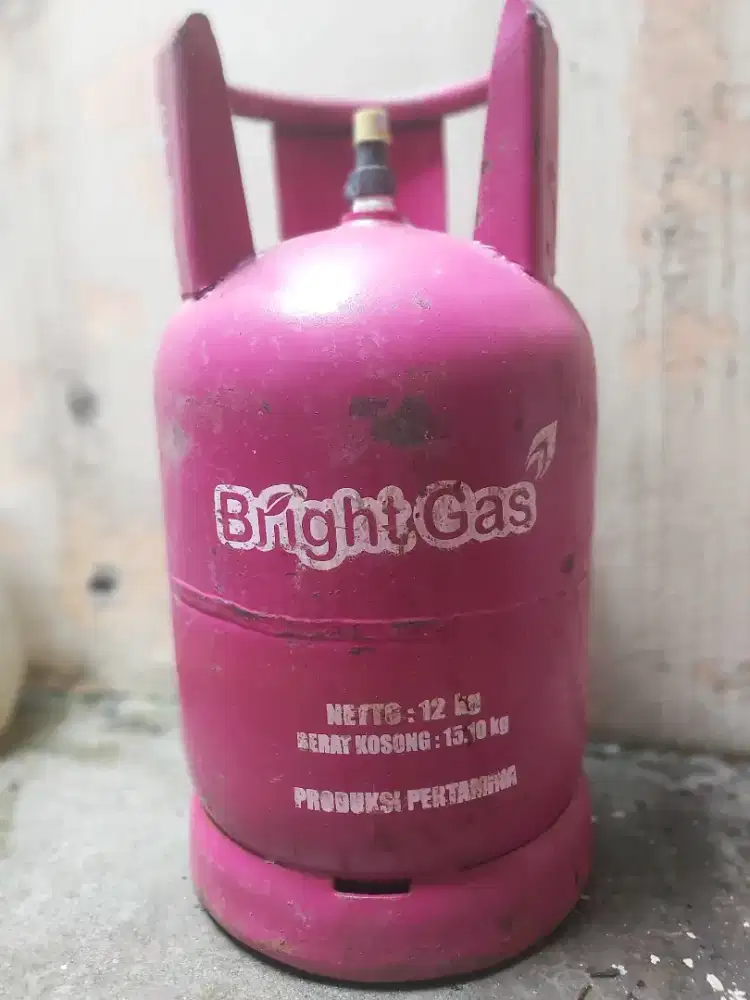 Jual murah tabung gas 12 kg dan isi full masih segel,360 ribu nego