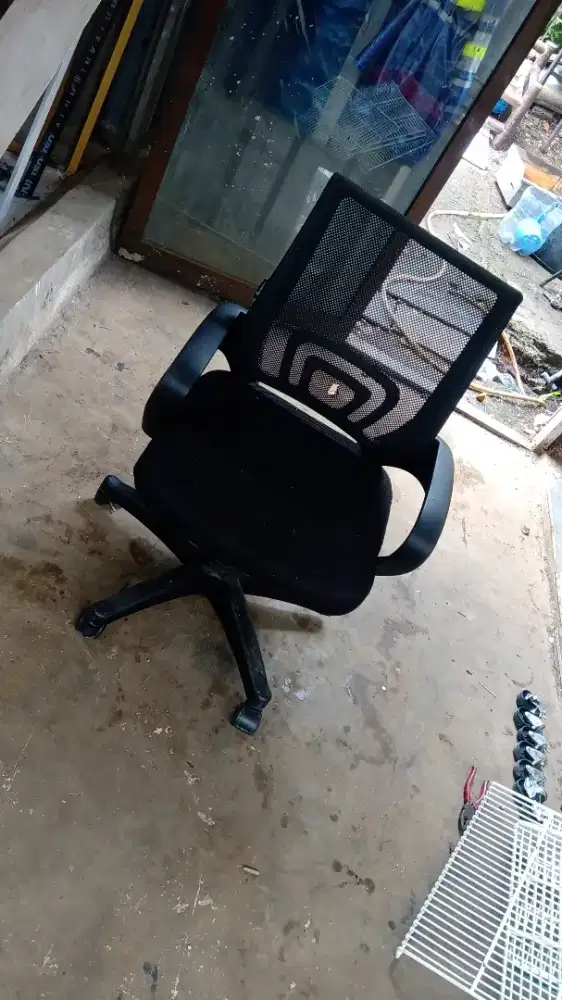 kursi kantor hidrolik