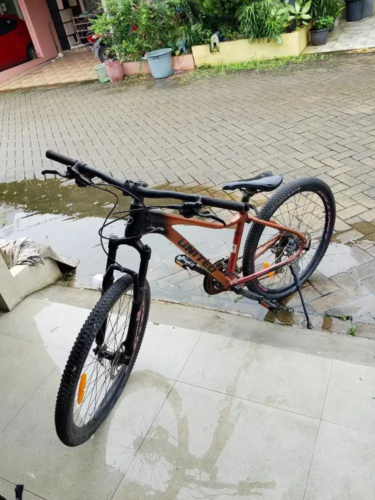 Dijual sepeda United