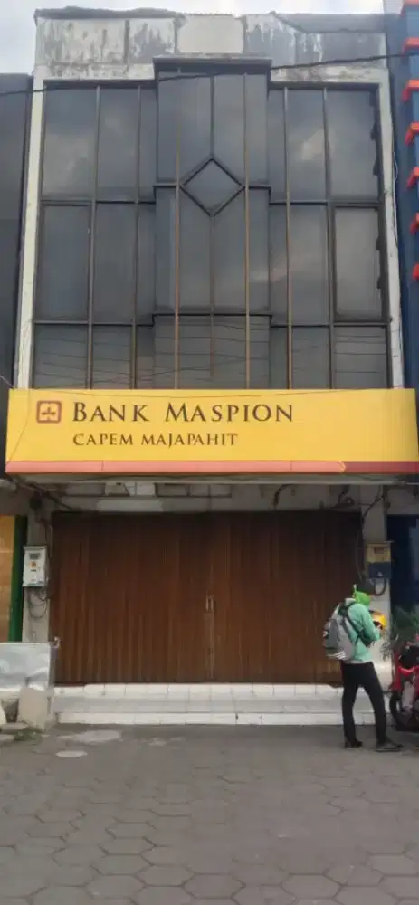 Dijual ruko dengan lokasi yang sangat strategis