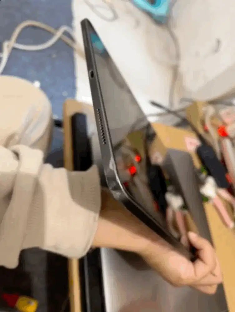 WTS IPAD PRO 11 inch gen 2 128 GB inter 2021, space grey (wifi only)