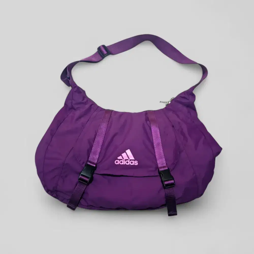 tas Adidas ungu