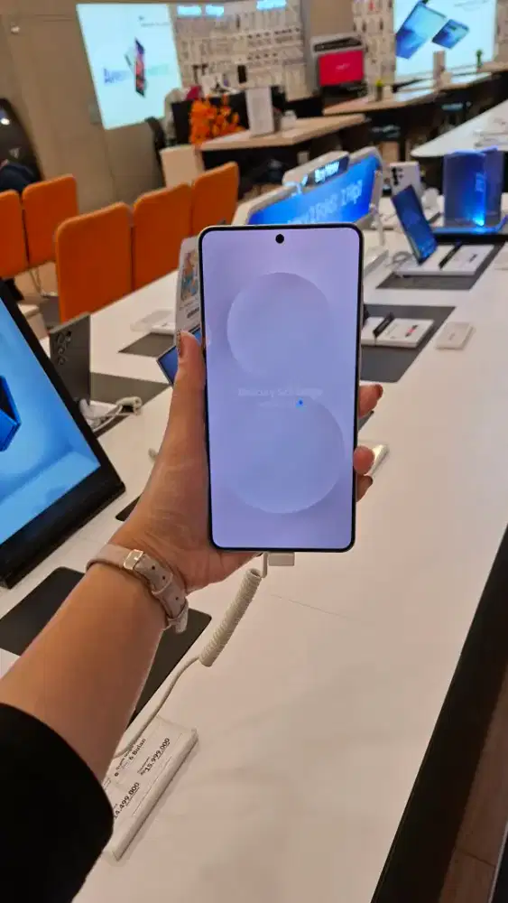 CICILAN PAKAI KREDIVO SAMSUNG S25 EDGE PAKAI KREDIVO SYARAT KTP SAJA