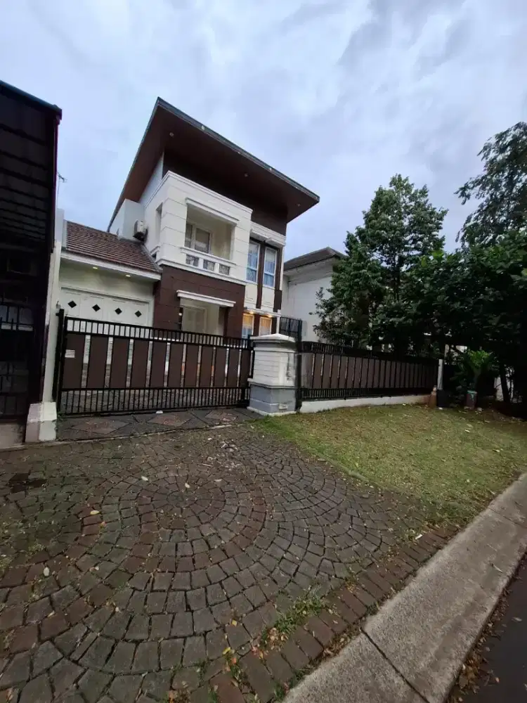 Di sewakan rumah cantik full furnished 150 jt. Kota Wisata Cibubur