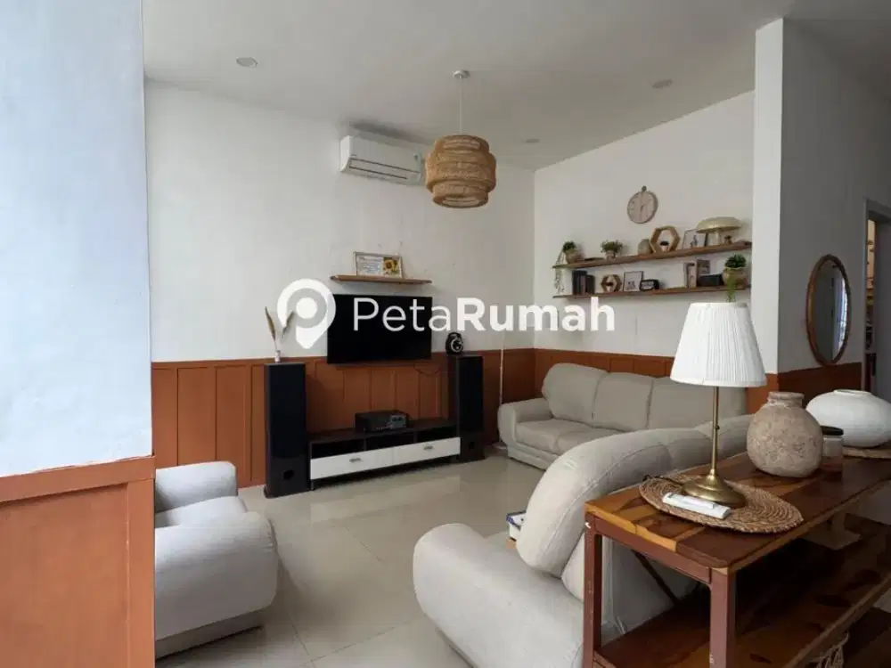 DIJUAL VILLA JALAN SUNGGAL KOMPLEK THE SOMERSET REGENCY - SUNGGAL (RICKY A)