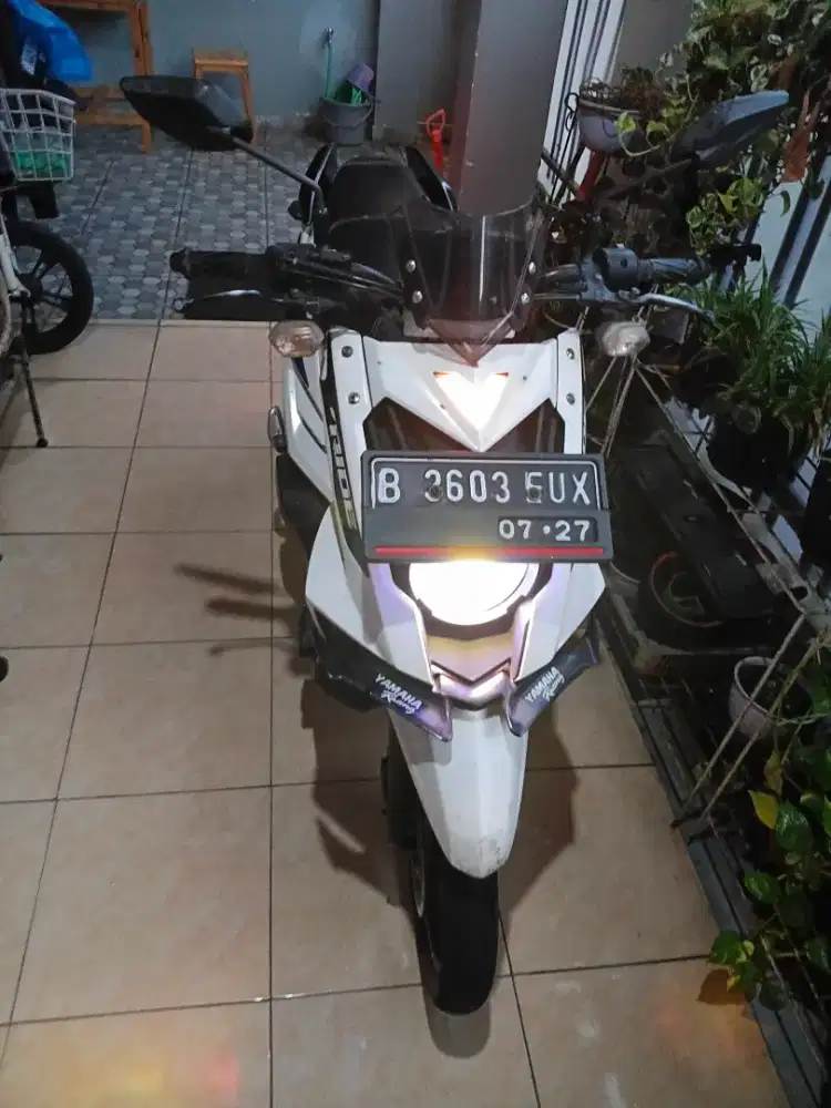 Yamaha Xride putih