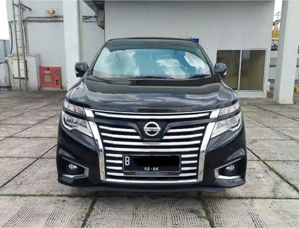Elgrand 2.5 HWS 2014