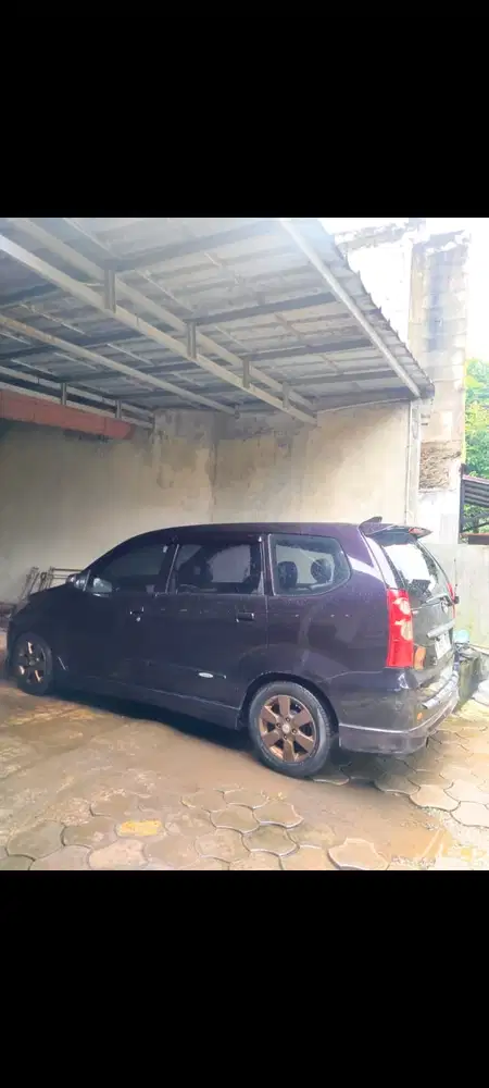 Daihatsu Xenia 2011 Bensin