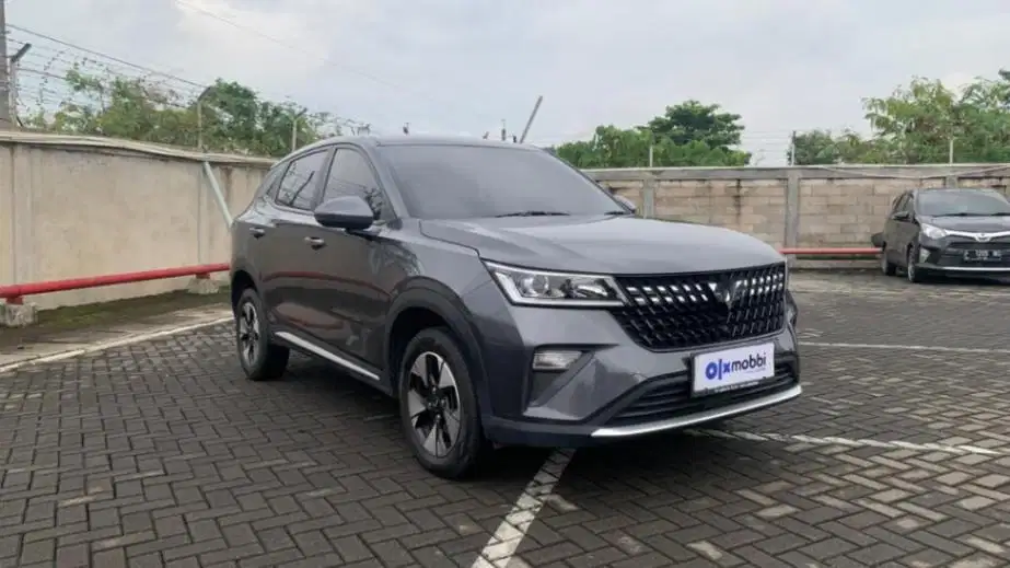 LOW DP Wuling Alvez 1.5 CE Bensin-AT 2023 DOX