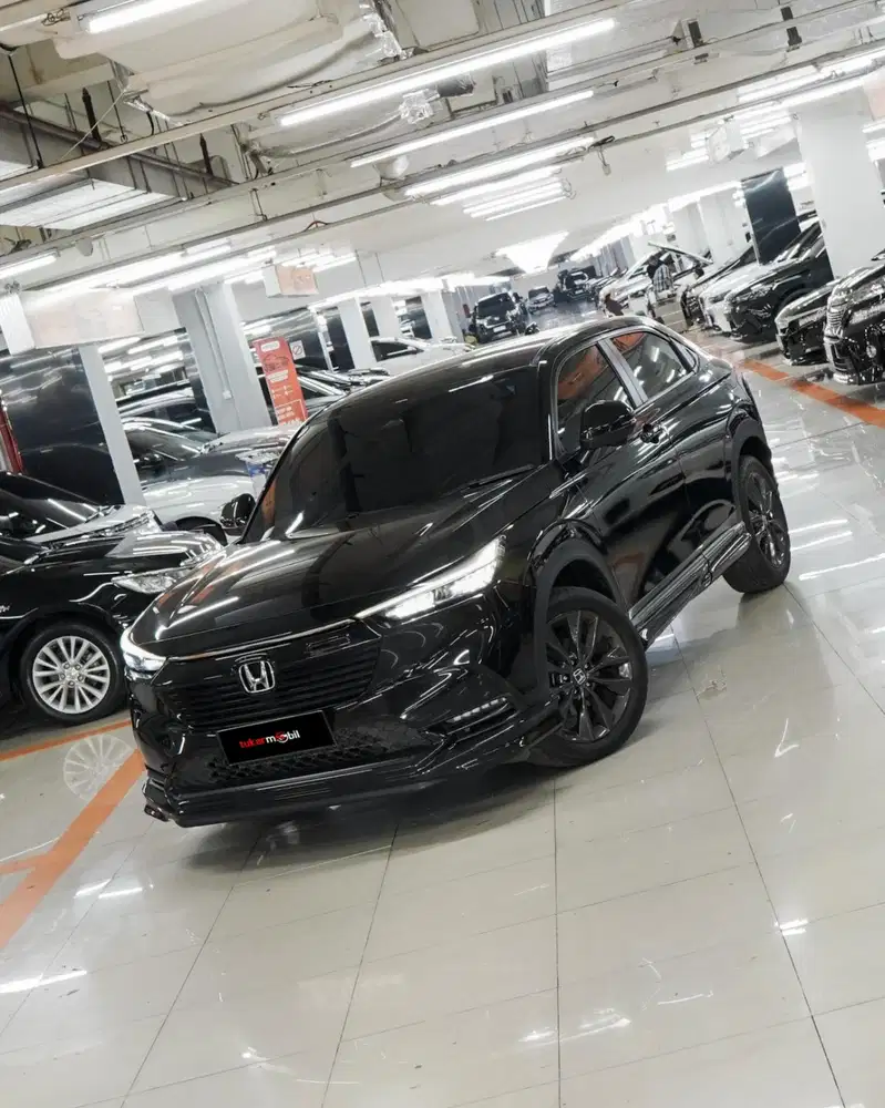 Honda HRV SE Matic 2024 hitam genap