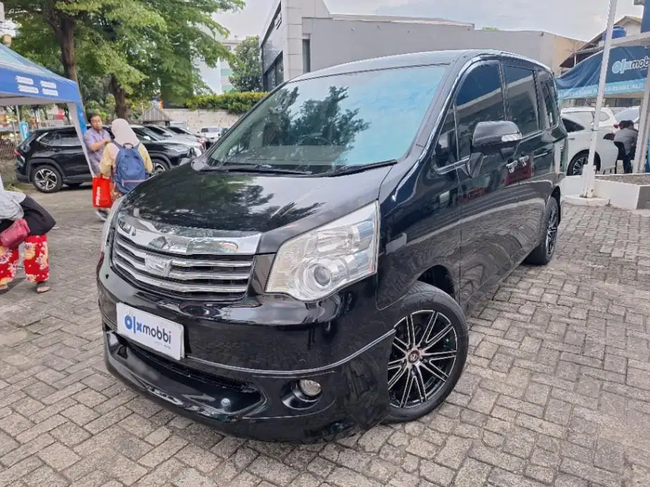 DP MURAH Toyota Nav1 2.0 V Bensin-AT 2014 Hitam CCYQB