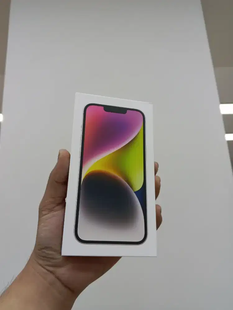 Kredit iPhone 14 garansi iBox