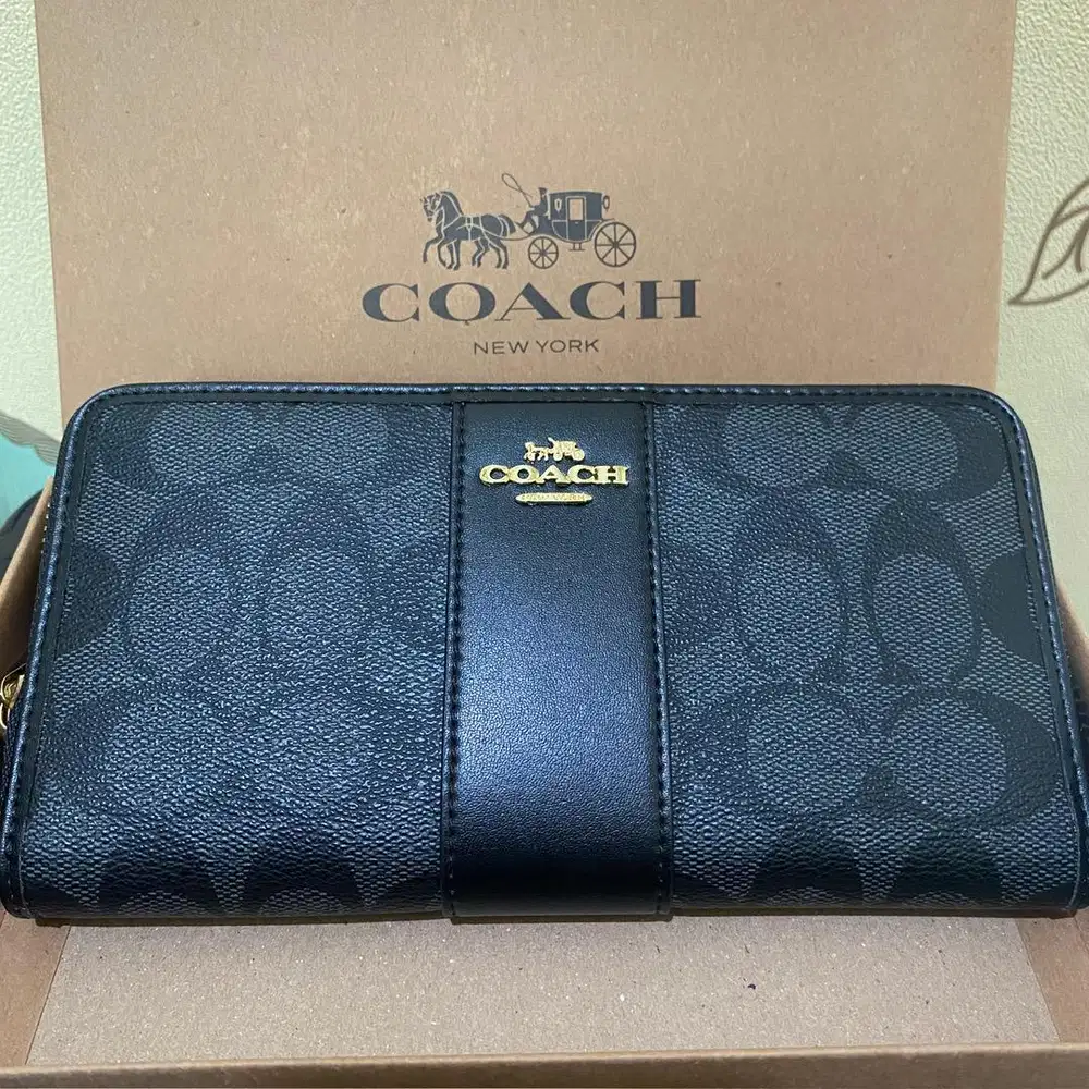 Dompet Coach accordion zip wallet-medium