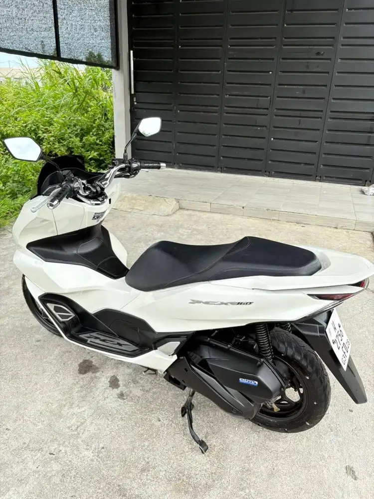 PCX 2023 Low KM 9rb