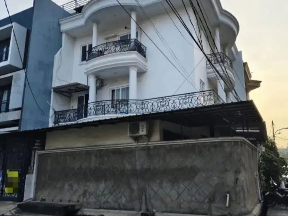 Di jual rumah 3 lantai di Sunter STS, Jakut