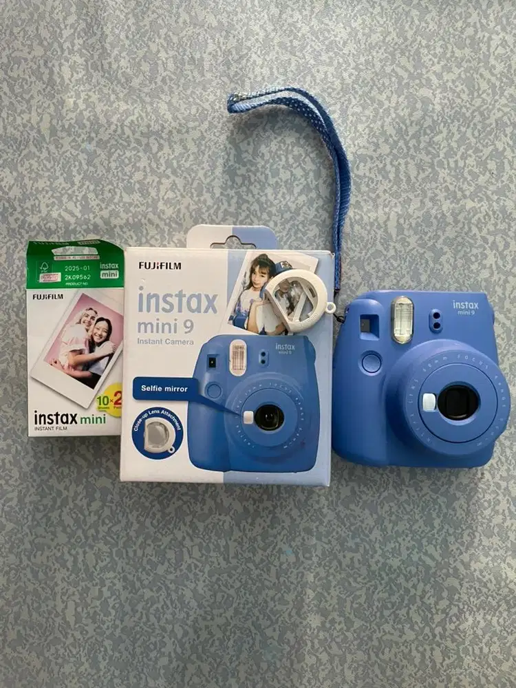 instax mini 9 ( polaroid )