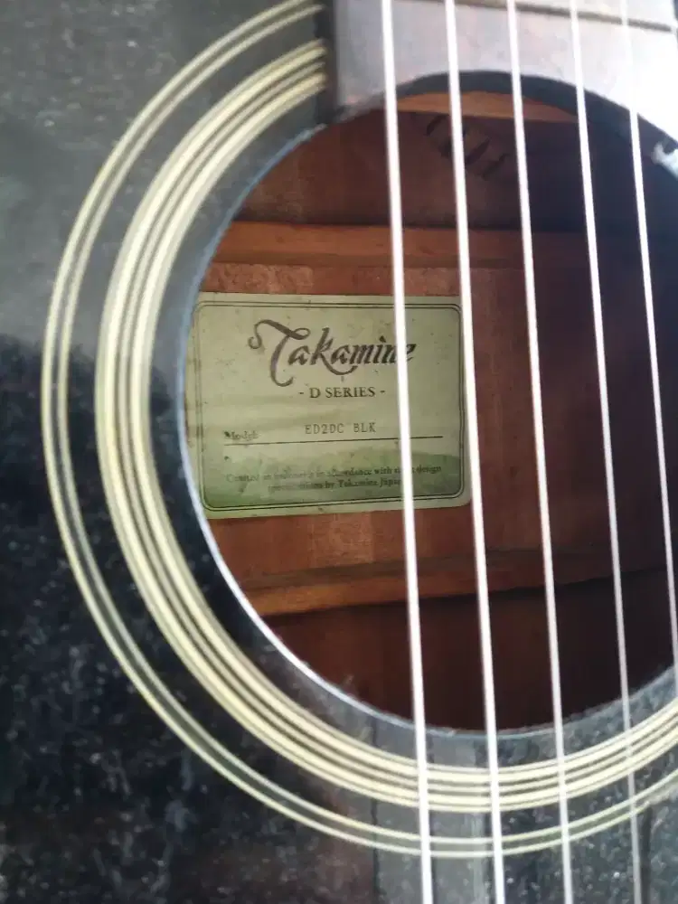 Gitar takamine akustik
