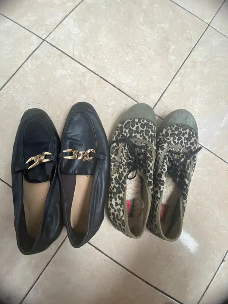 Sepatu Wanita Preloved – Hitam Elegan & Motif Leopard