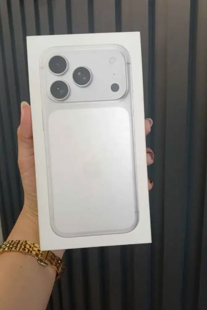 Iphone 17 Pro Silver 256GB New Unit Ibox BNIB bergaransi bisa dicicil