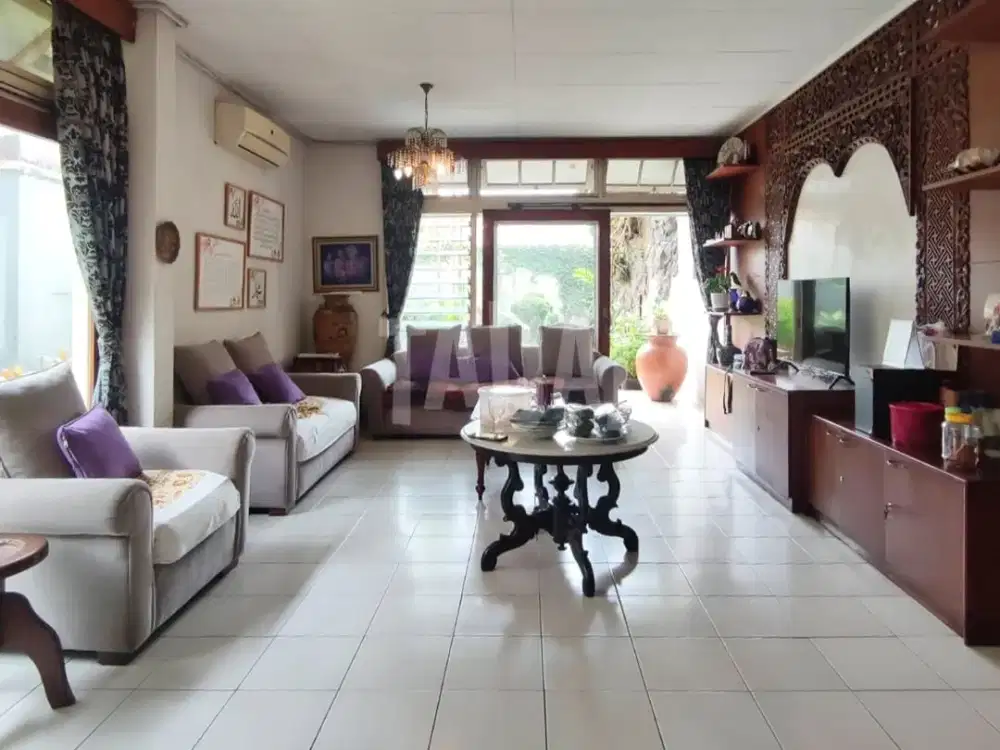 DIJUAL Rumah HITUNG HARGA TANAH Luas 430 meter di Haji Nawi Gandaria Jakarta Selatan