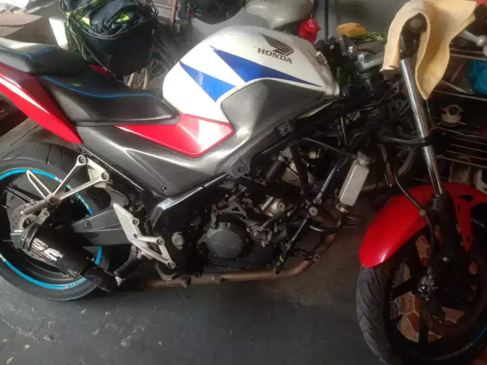 Jual motor second CBR 150