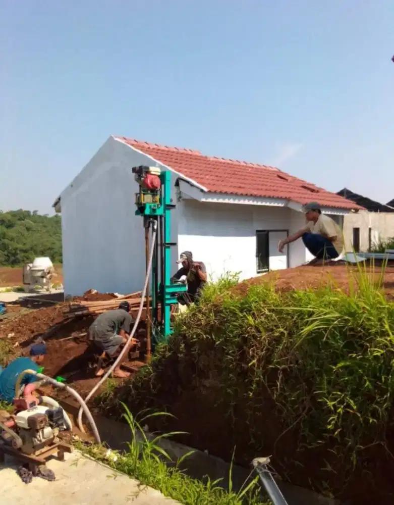 Tukang sumur bor air