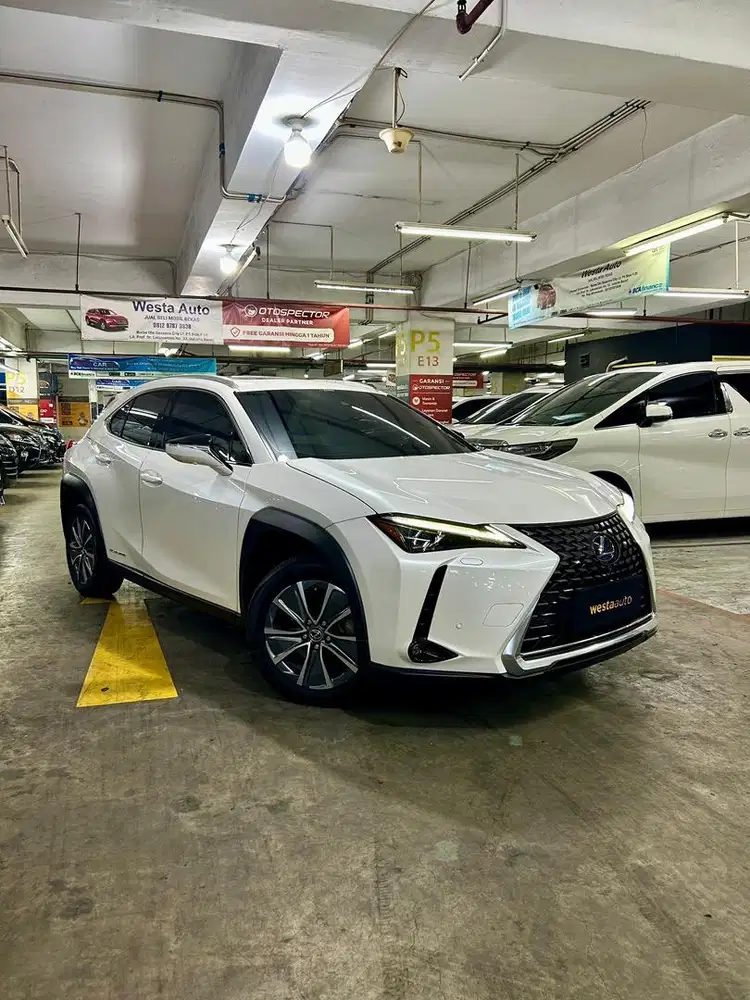 Listrik ODO 27rb Lexus UX300E 2021 EV Like New
