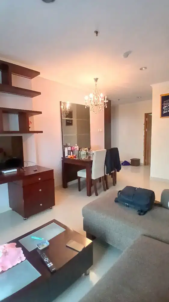 For Rent Apartemen  Hampton Park View lapangan Golf