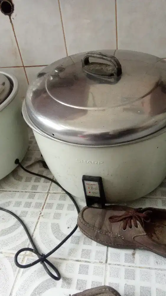 Rice cooker sharp