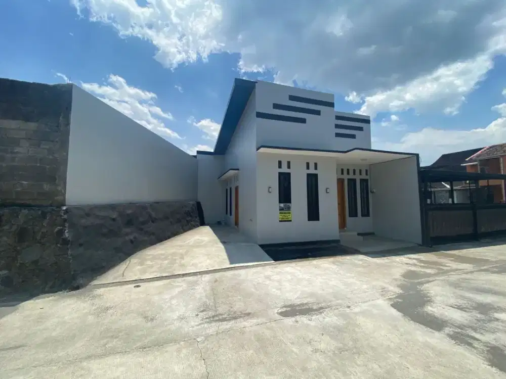 Rumah Minimalis Dalam Cluster Dekat Stadion Maguwoharjo Harga 700 Jt-an