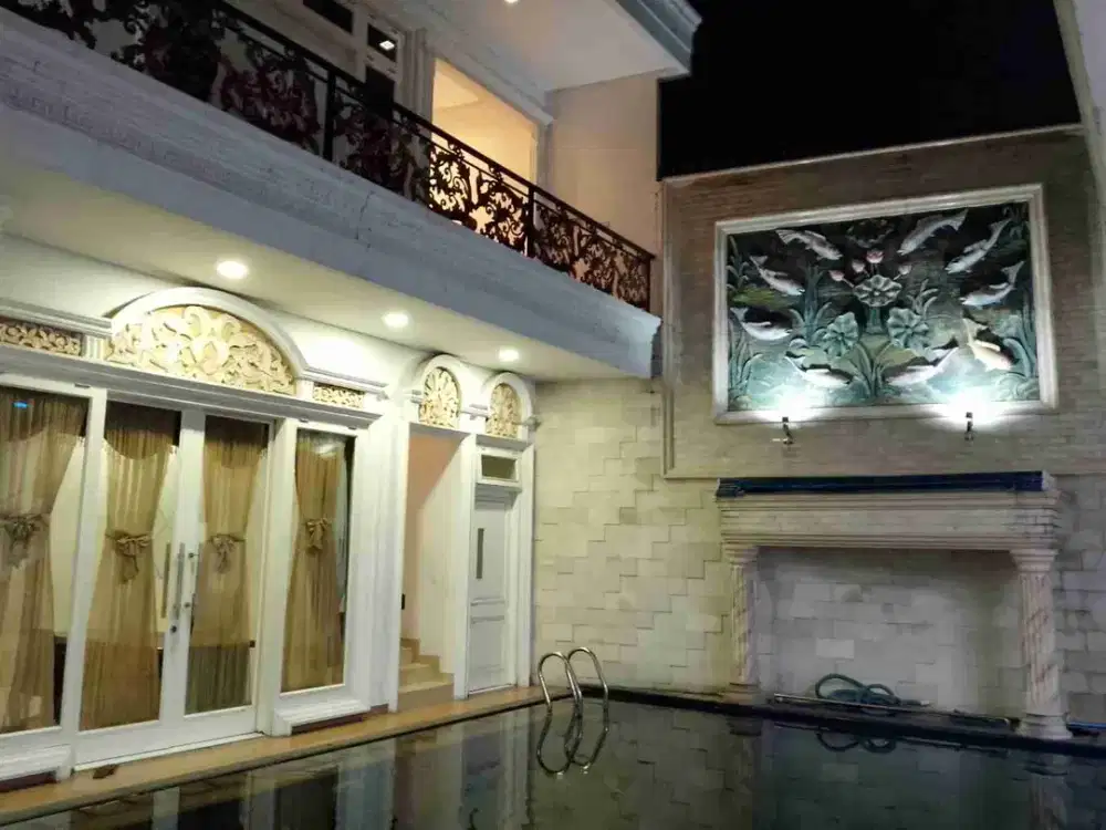 Di Jual Rumah  Mewah di Duren Sawit  Jakarta Timur.