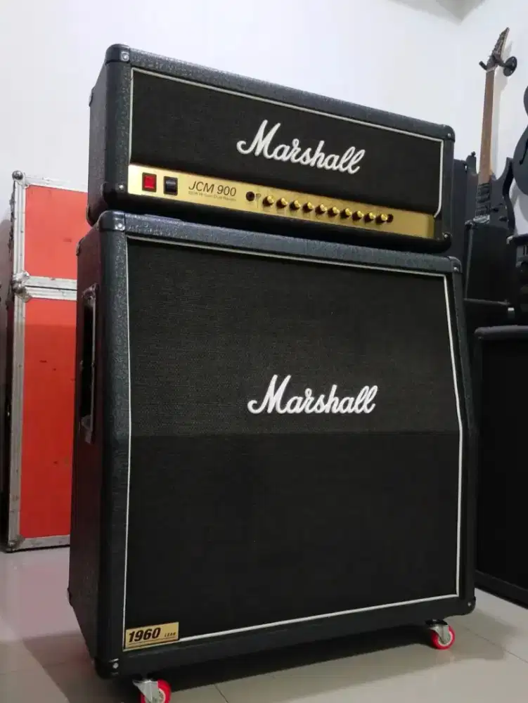Marshall jcm900 Hi- gain dual reverb England