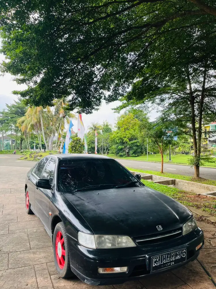 Honda Accord 1995 Bensin