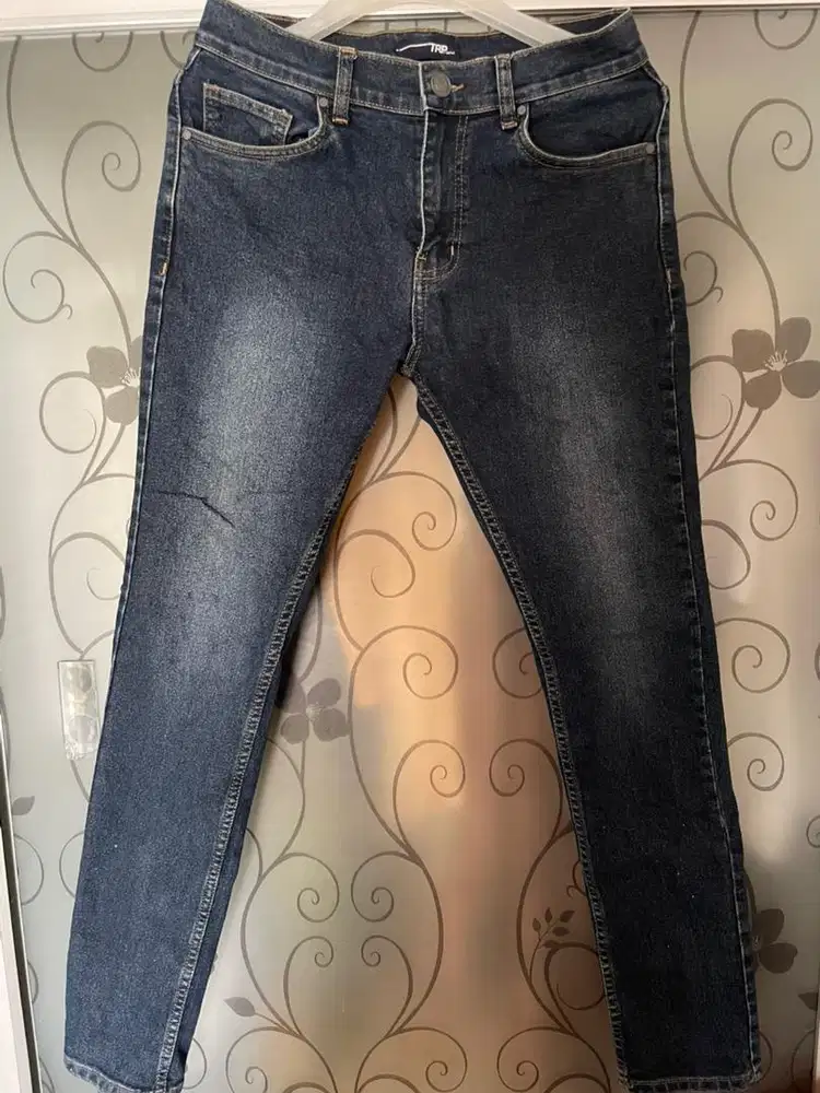 Preloved Celana Jeans Pria TRIPL3 Denim Wash/Navy Size 31 - Murah