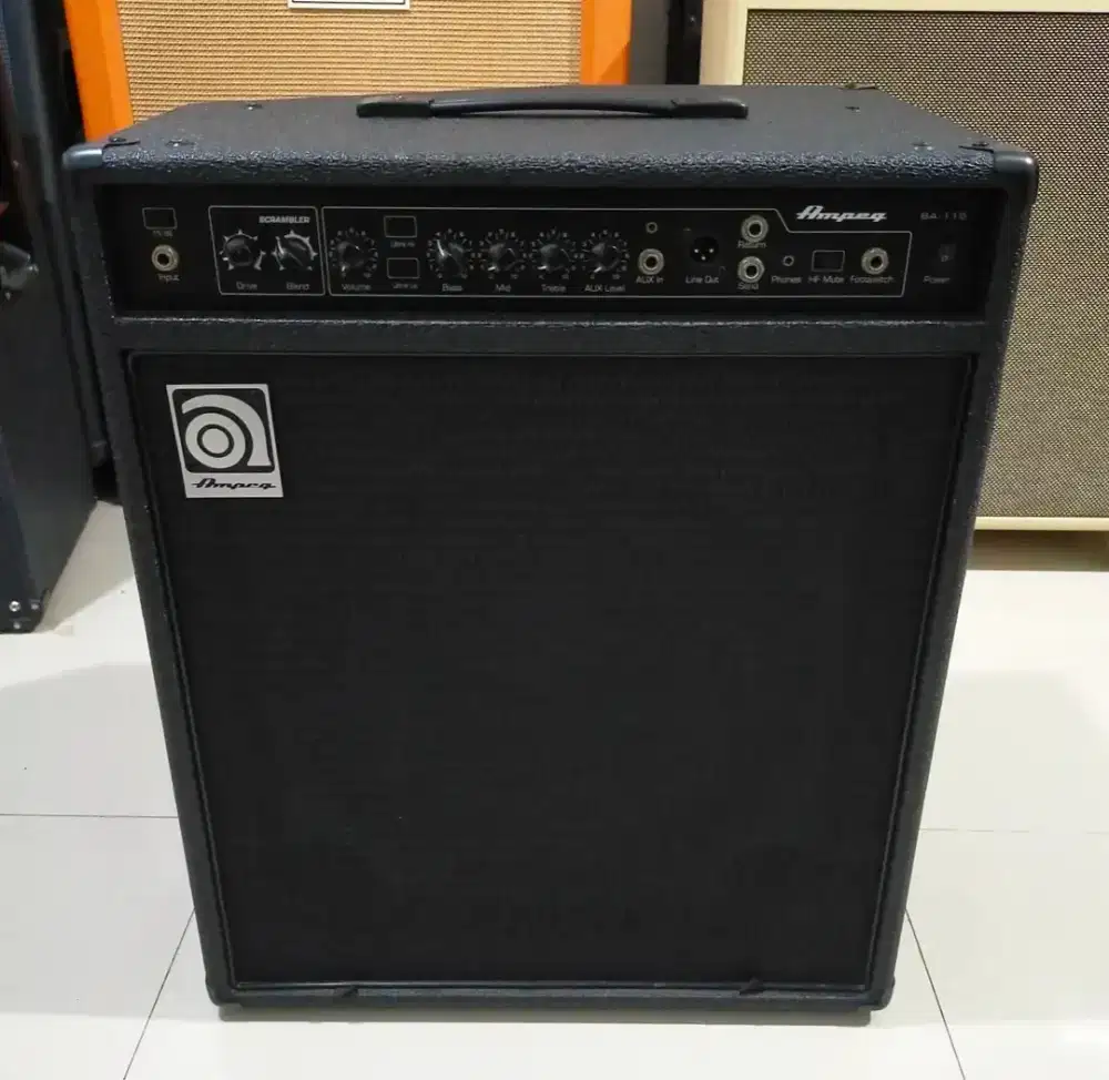 Ampli Bass Ampeg ba115v2