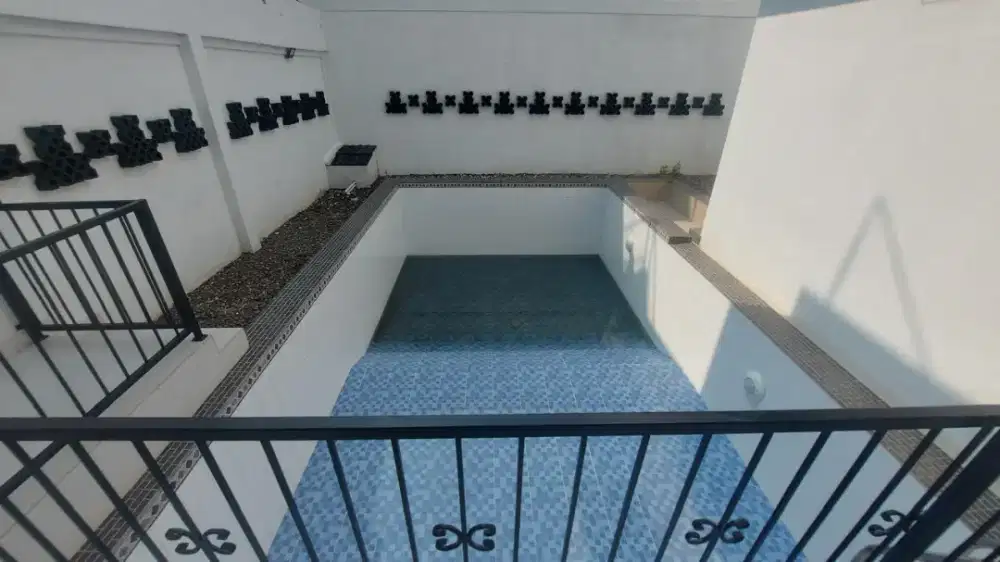 Dijual rumah di Cinere