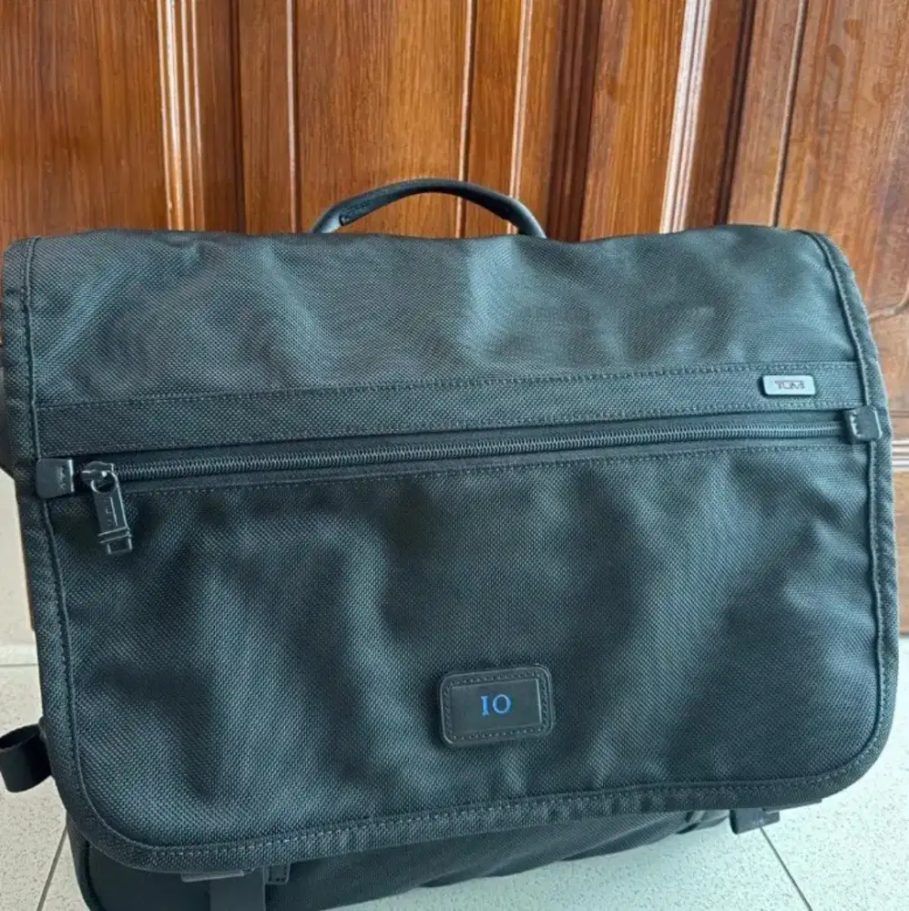 Tumi Alpha II messenger bag tas laptop selempang briefcase second