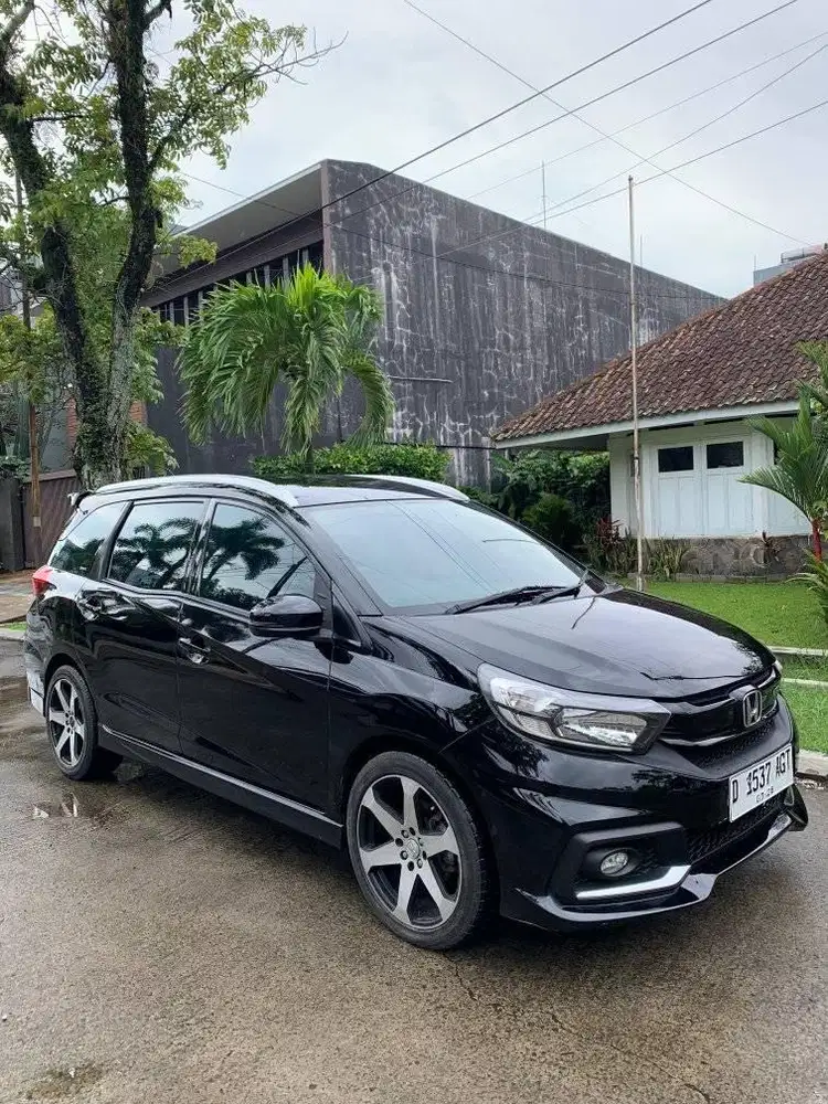 JUAL MOBILIO RS ( MT / MANUAL ) 2018