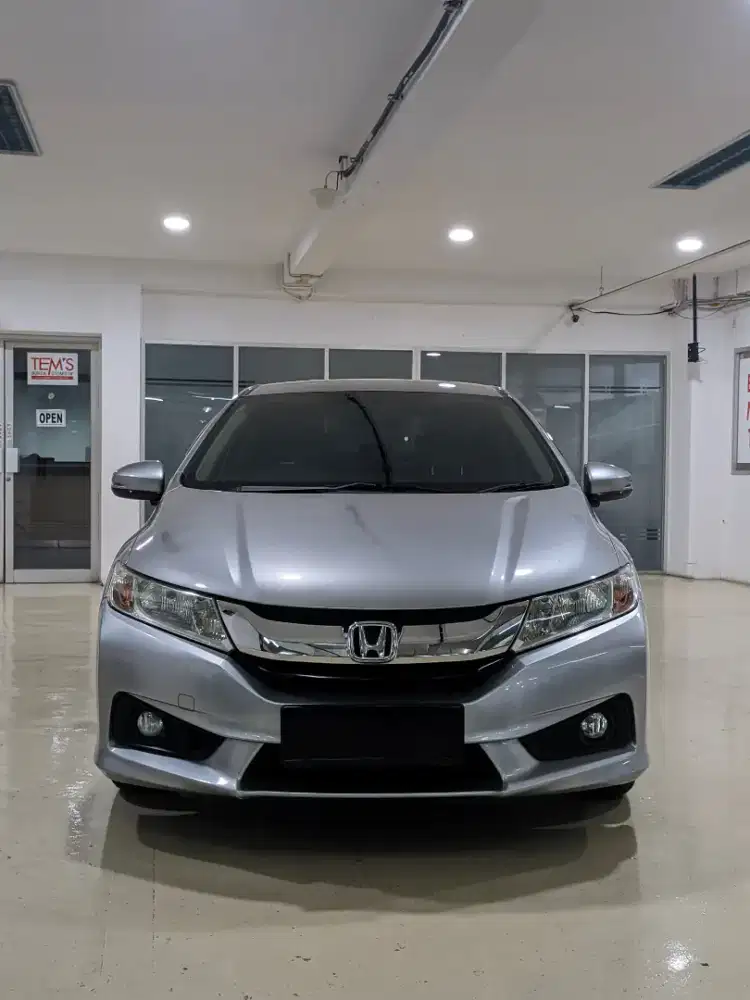 (Tdp 8jt) Honda city e 2016 at (type tertinggi)