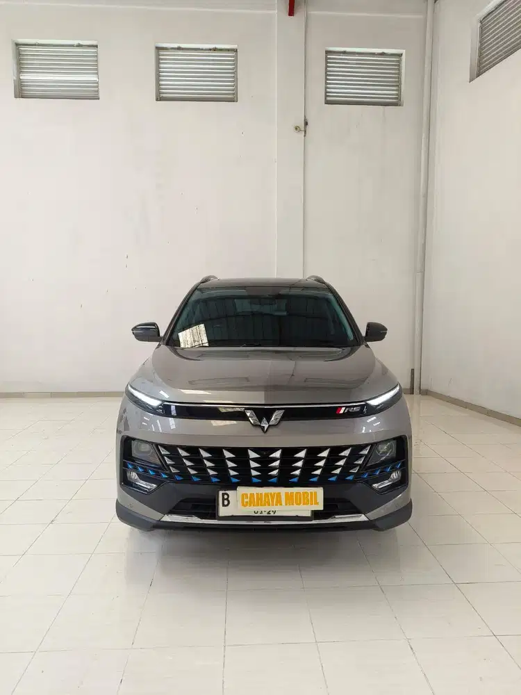 Wuling Almaz Hybrid 2023