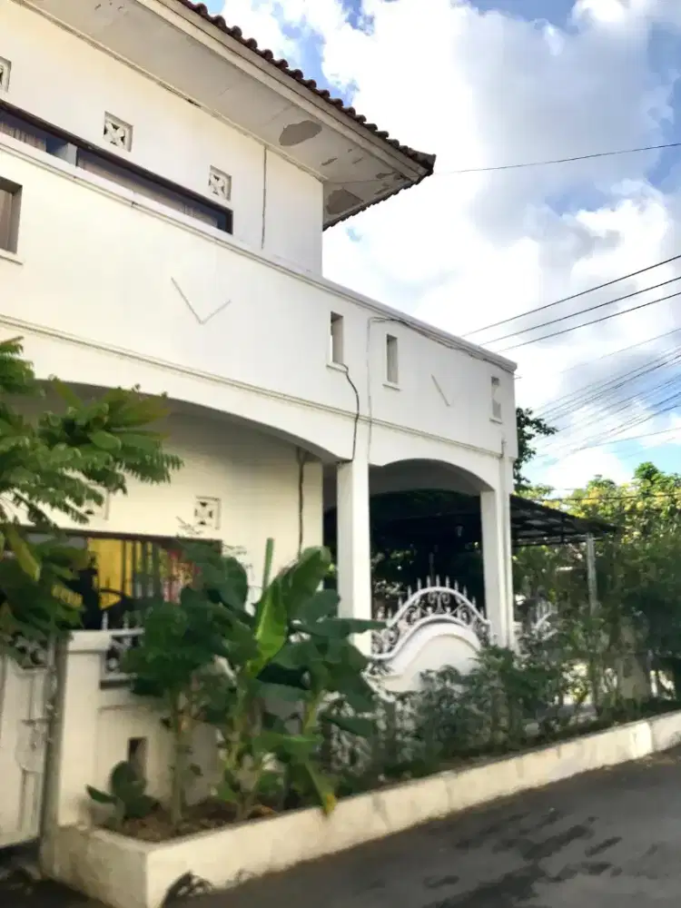 Rumah Mewah Strategis Nyaman Bali Area