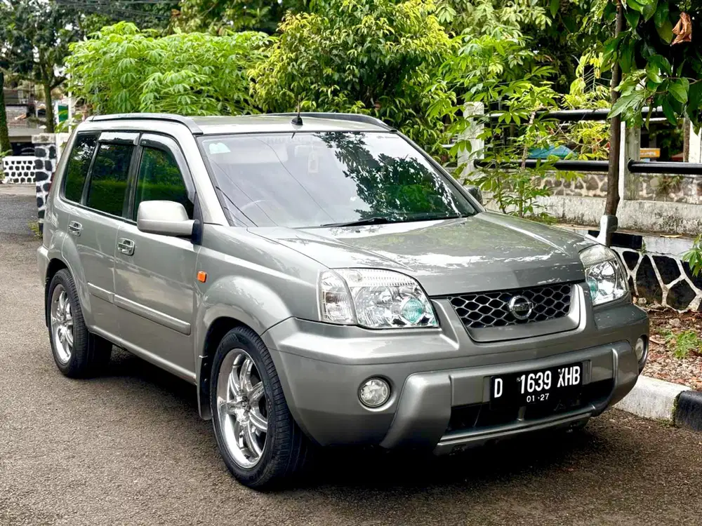 Nissan X-Trail 2003 metic/tt boleh gan cash lebih bagus