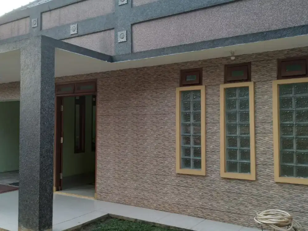 Rumah startegis dan Tanah 200 m2 dekat Grand Depok City