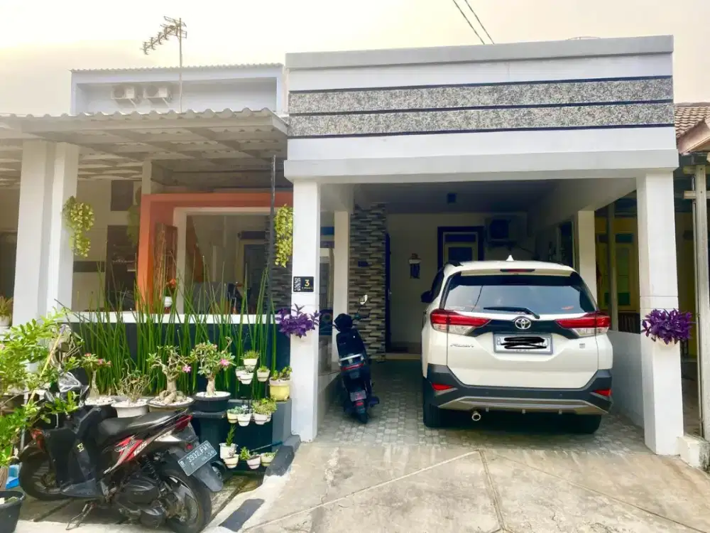 Taman lembah  hijau lippo cikarang