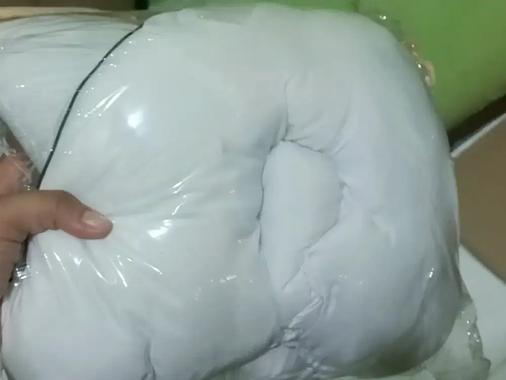 Bantal peyang bayi (Pillow Hug)