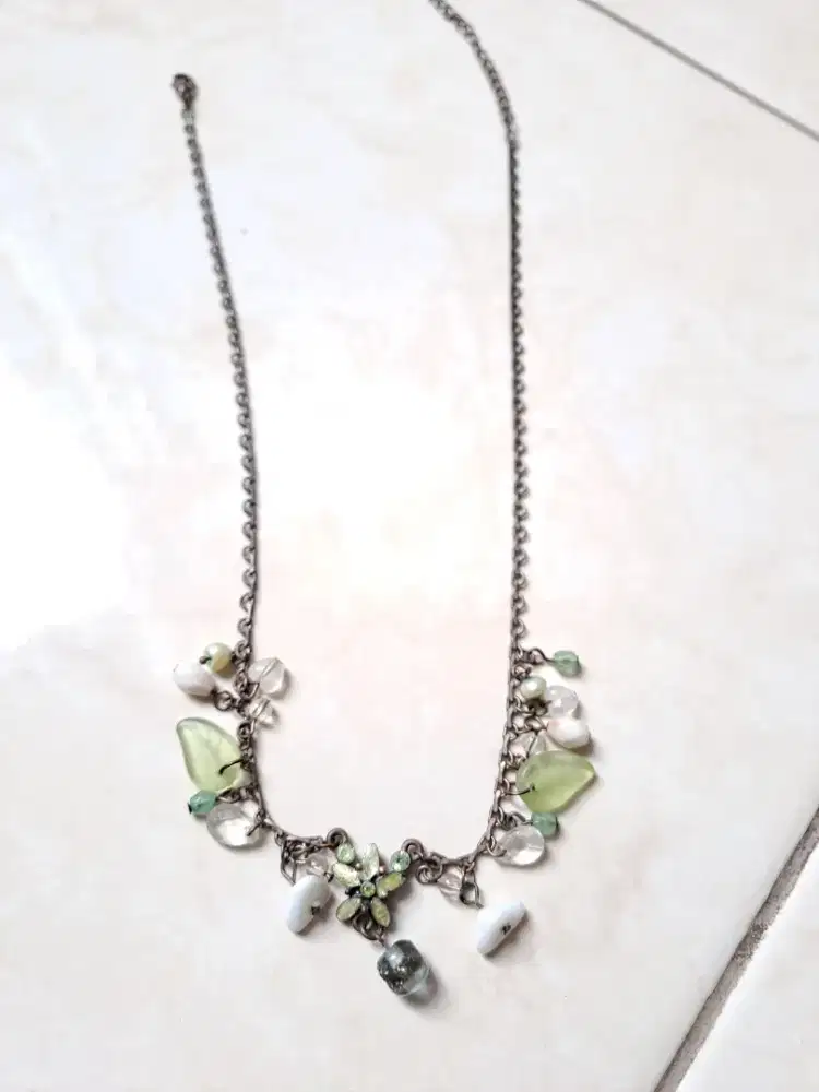 Kalung cantik aneka warna